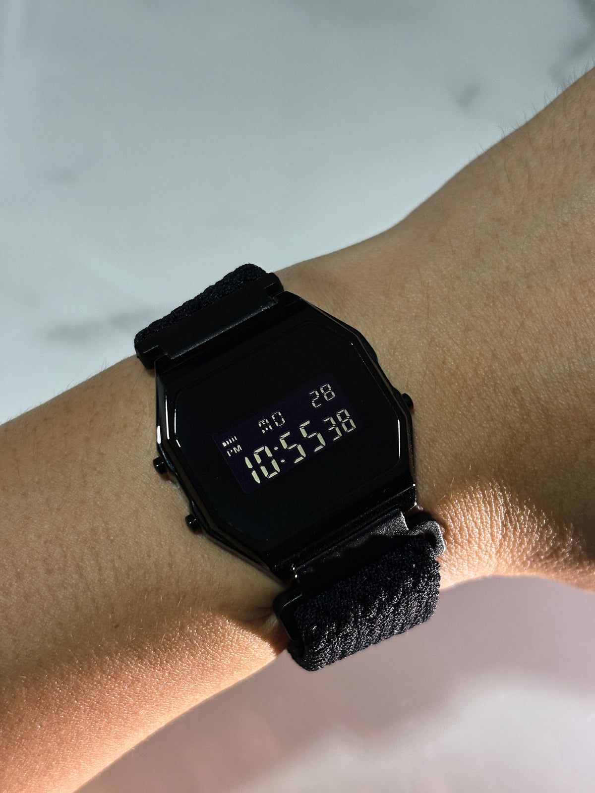 DARK with magnetic nylon strap