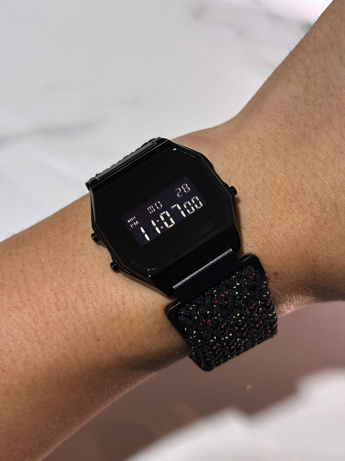 DARK with magnetic nylon strap